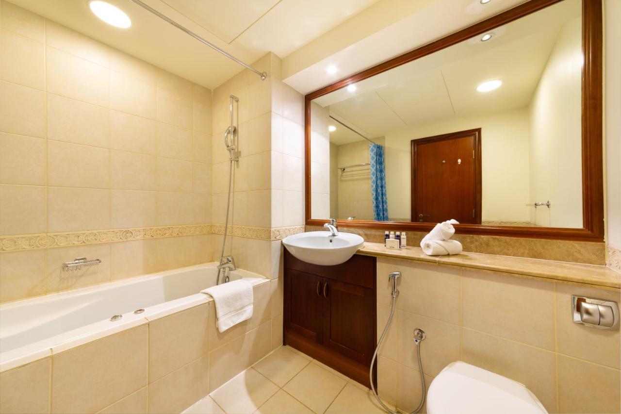 Maison Privee - Stunning Waterfront Apt With Marina View Nxt To Beach Dubaj Zewnętrze zdjęcie